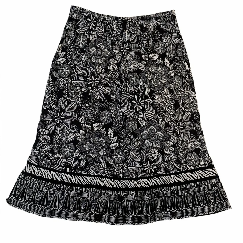 Sag Harbor Whimsigoth Paisley Midi Skirt // B&W Boho Fairycore Flowy Skirt M